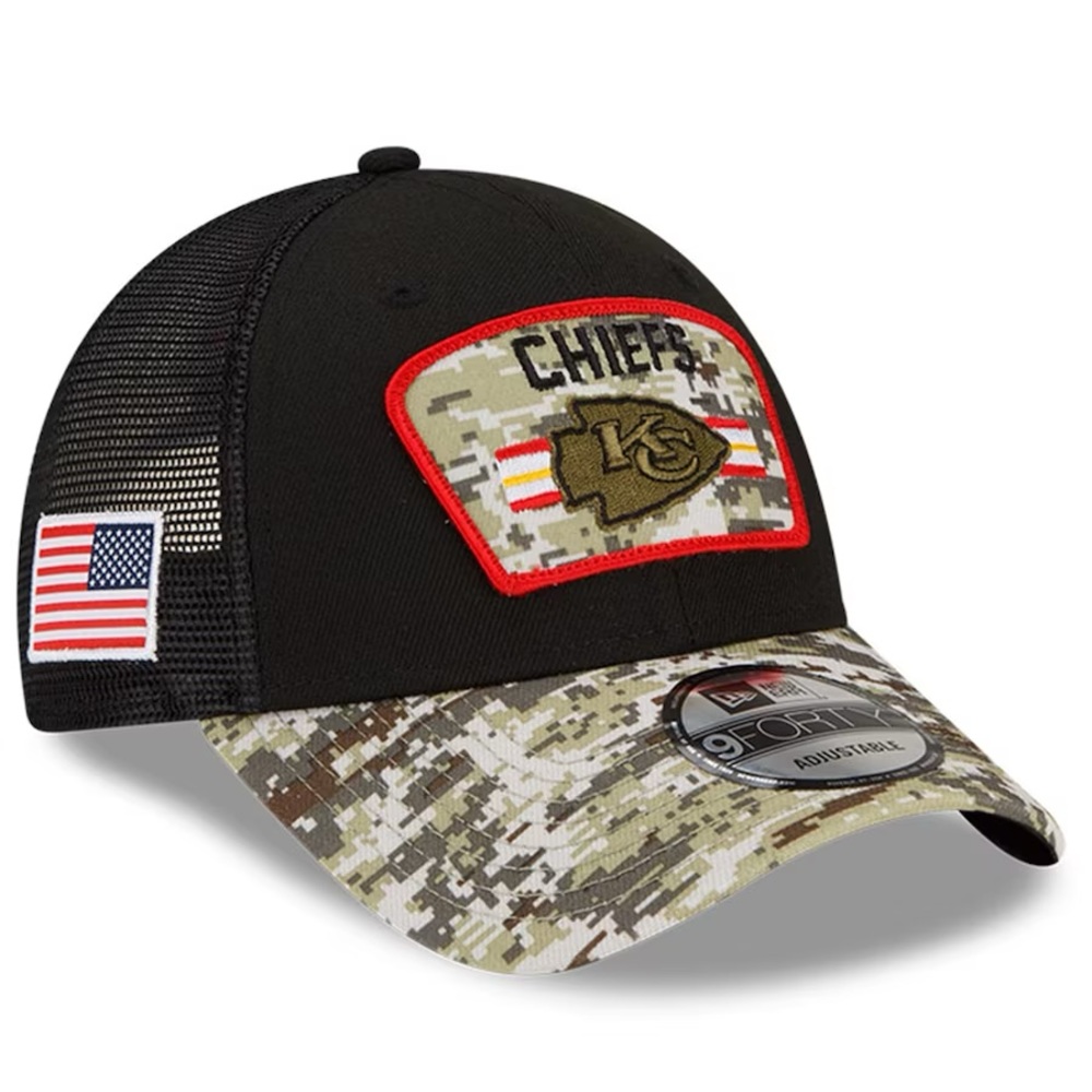 Kansas City Chiefs New Era 2021 Salute To Service Trucker 9FORTY Adjustable Hat